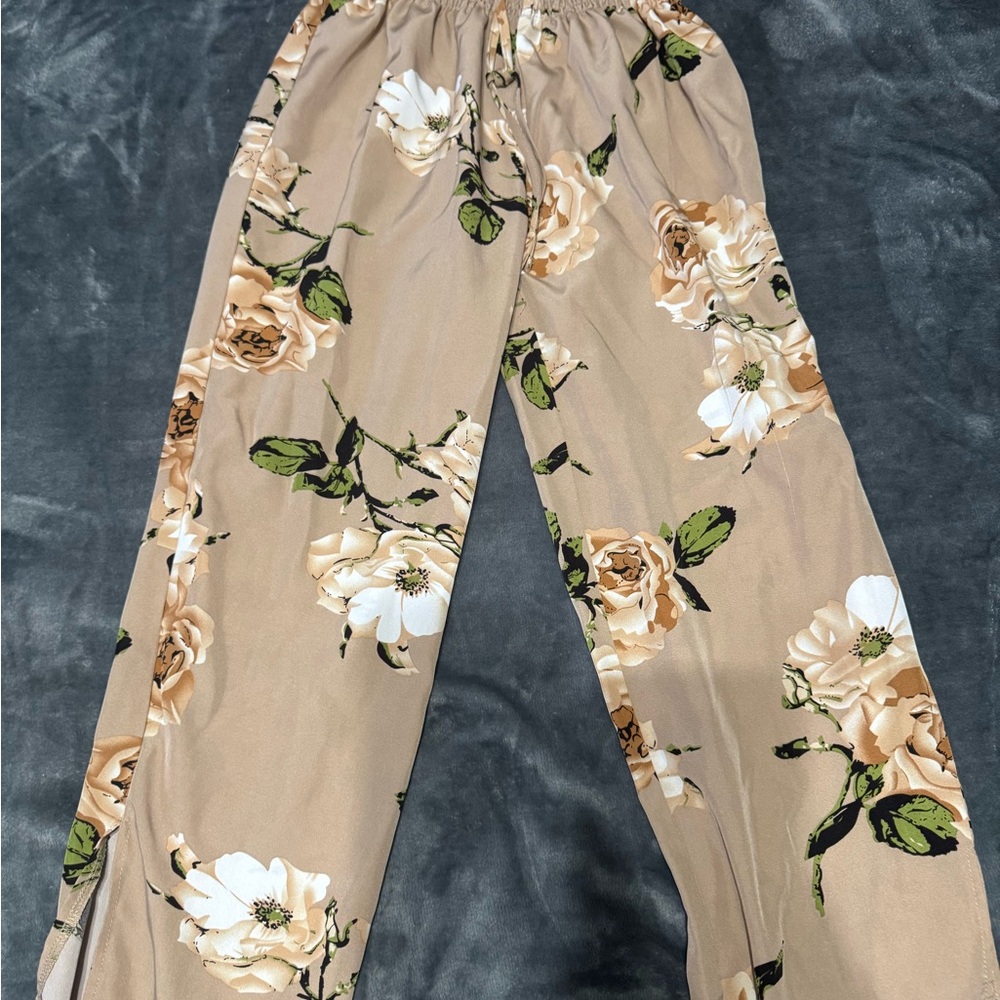 SHEIN Beige Floral Elastic Waist Pants